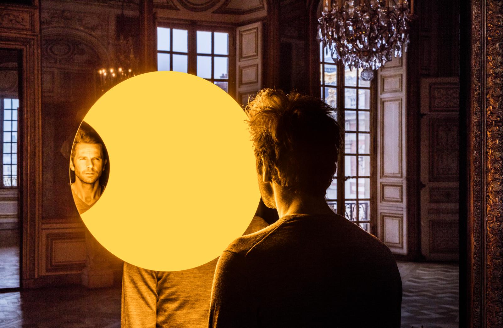 Deep mirror (yellow), 2016. Foto: Anders Sune Berg