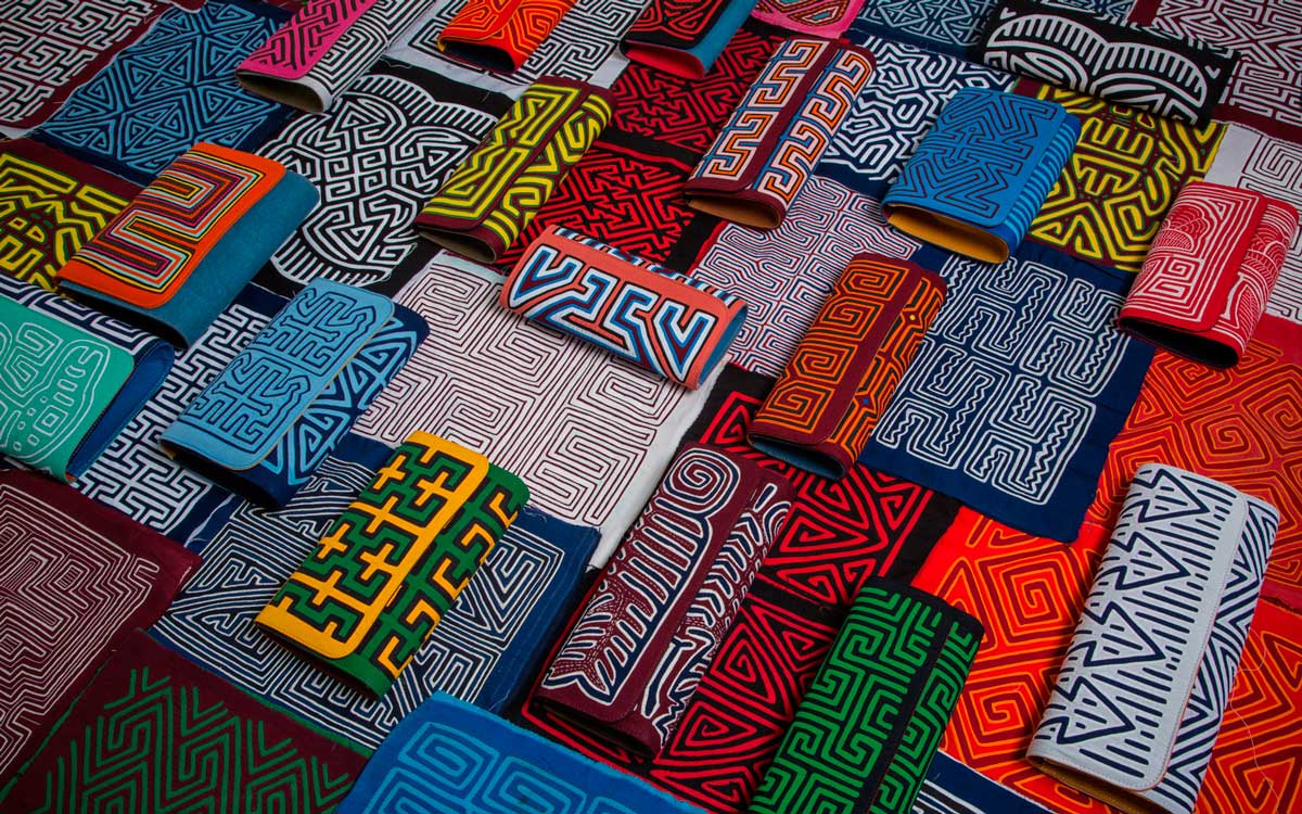 Mola Sasa Hand Bags. Foto: yasmin-sabet.squarespace.com