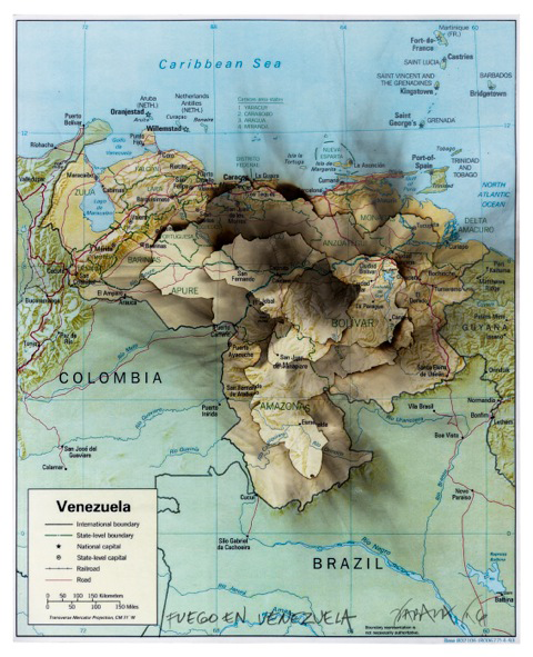 Horacio Zabala. Fuego en Venezuela, 2016. Mapa quemado. 35.7 x 29 cm. Foto: cortesía Organización Acción por la libertad.