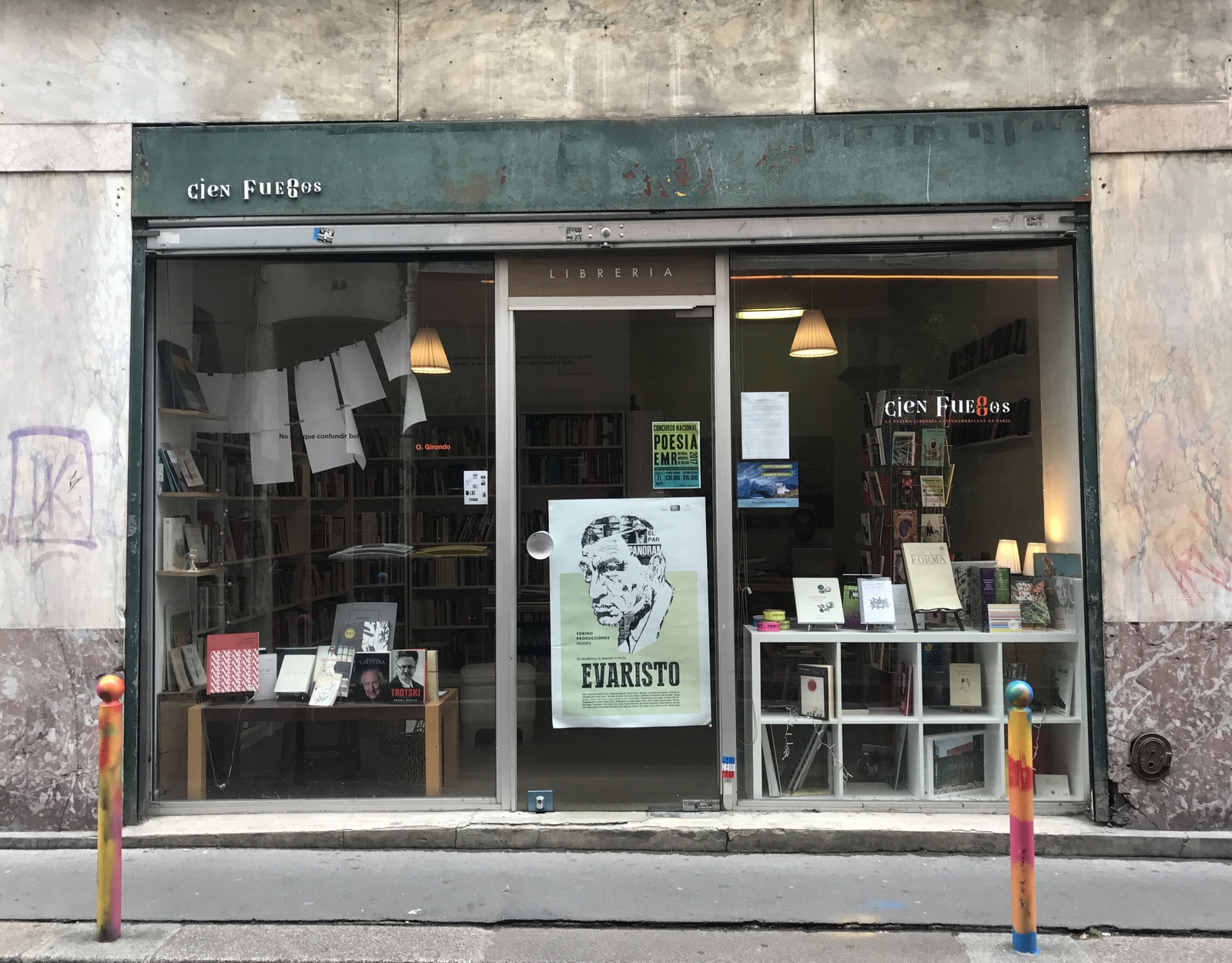 libreria-cienfuegos-paris