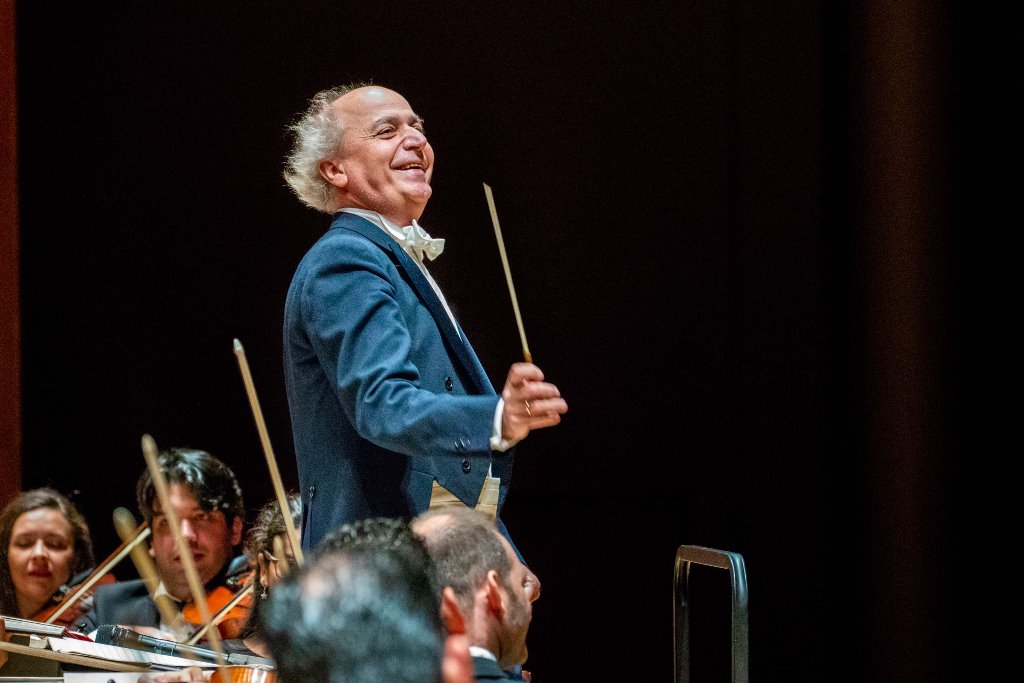 Eduardo Marturet, la batuta que dirige orquestas con sello venezolano
