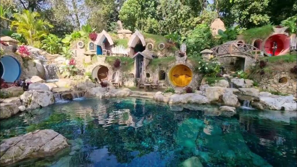 Hotel tapasoli comarca hobbit san luis potosí mexico