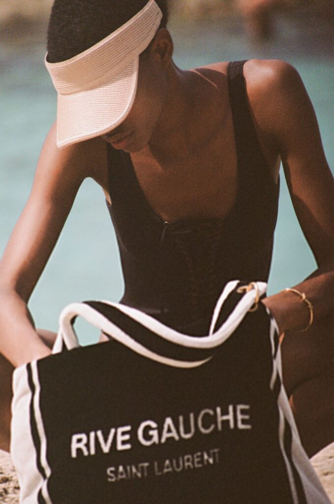 Yves Saint Laurent Rive Droite: oda al verano y al lujo - Luster