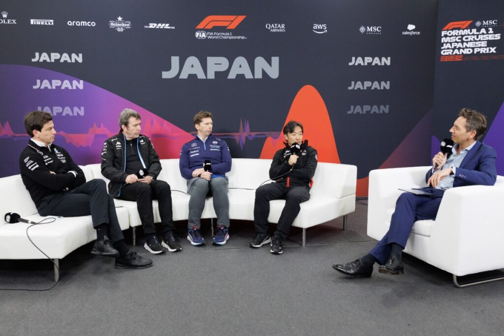 Norris, Alonso, Tsunoda y Leclerc estrenan cascos únicos en el GP de Japón / Foto vía F1