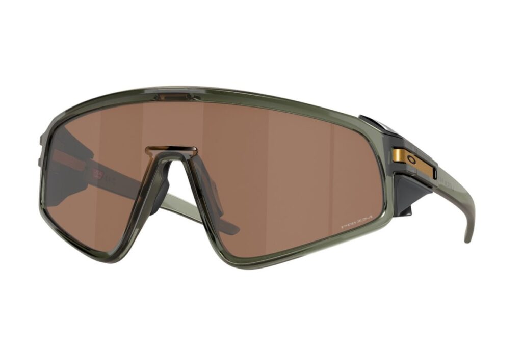 Oakley presenta los nuevos lentes Latch Panel / Foto vía Oakley