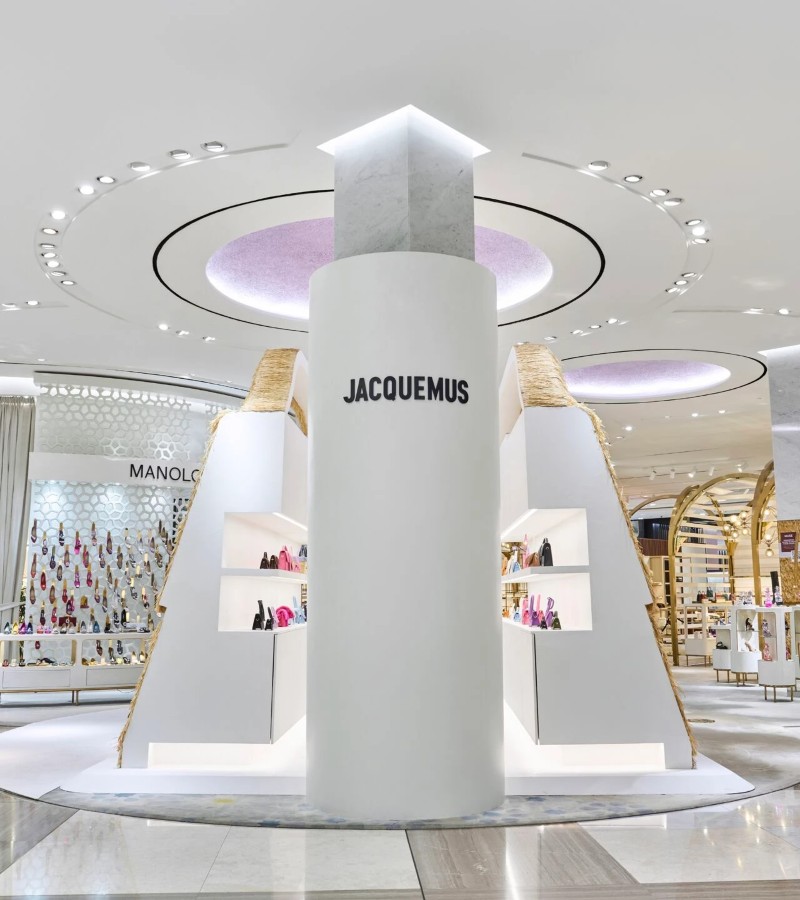 Jacquemus opens a store in Dubai Mall / Photo via Jacquemus