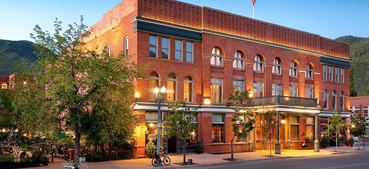 Hotel Jerome: A Living Legend and Social Hub of Aspen since 1889 / Photo via Hotel Jerome