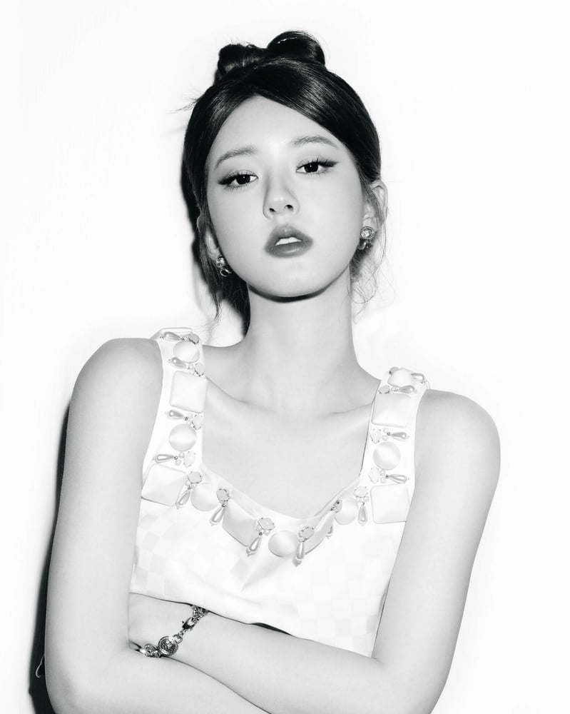 Versace Names C-Pop Idol Cai Xukun Global Brand Ambassador / Photo via Versace