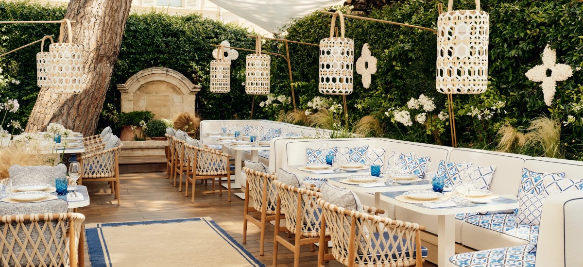 Louis Vuitton reimagines summer dining in Saint-Tropez / Photo via LV