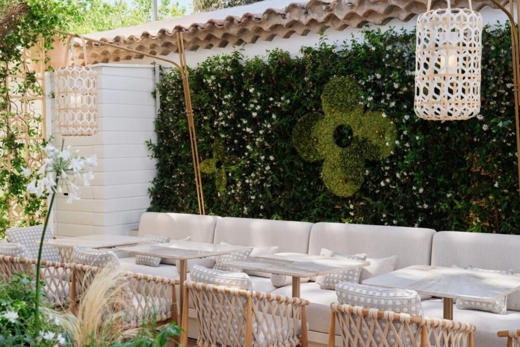 Louis Vuitton reimagines summer dining in Saint-Tropez / Photo via LV