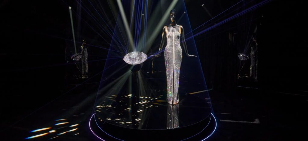 Swarovski's dazzling Milan exhibition / Photo via Swarovski