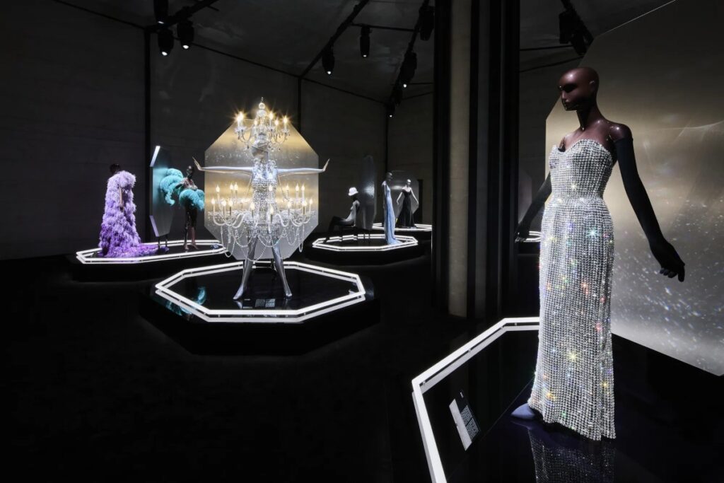 Swarovski's dazzling Milan exhibition / Photo via Swarovski