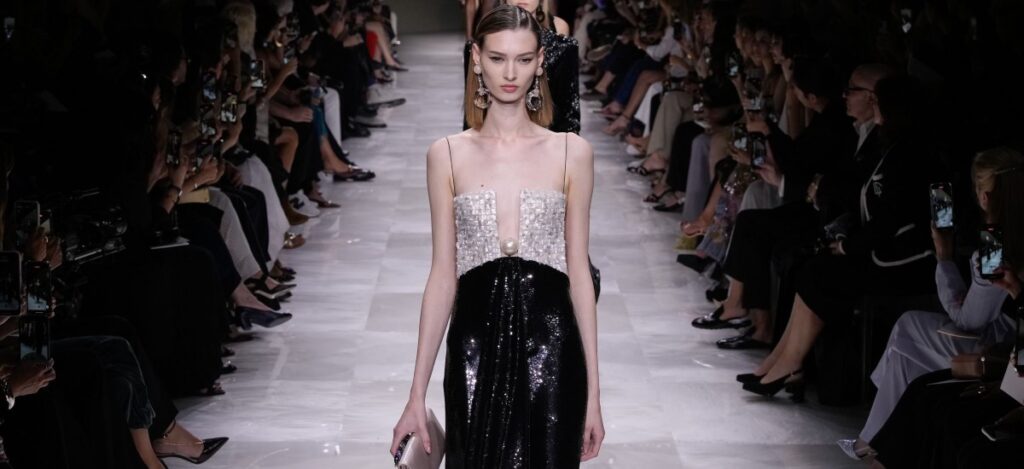 Armani's Masterful Pearl: A Fall Couture Symphony in Black, White, and Elegance / Photo via Armani Privé