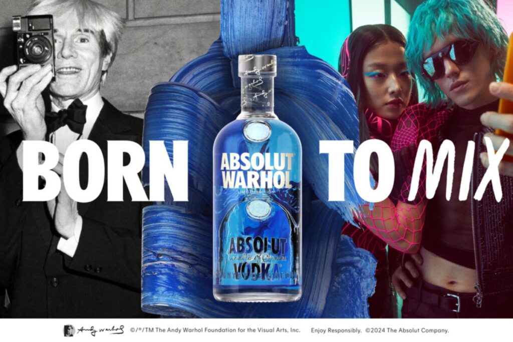 Absolut Vodka pays tribute to a rediscovered "blue" Warhol / Photo via Absolut Vodka