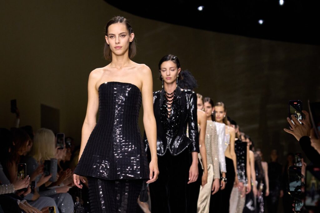 Giorgio Armani to present spring 2025 collection in New York / Photo via Giorgio Armani