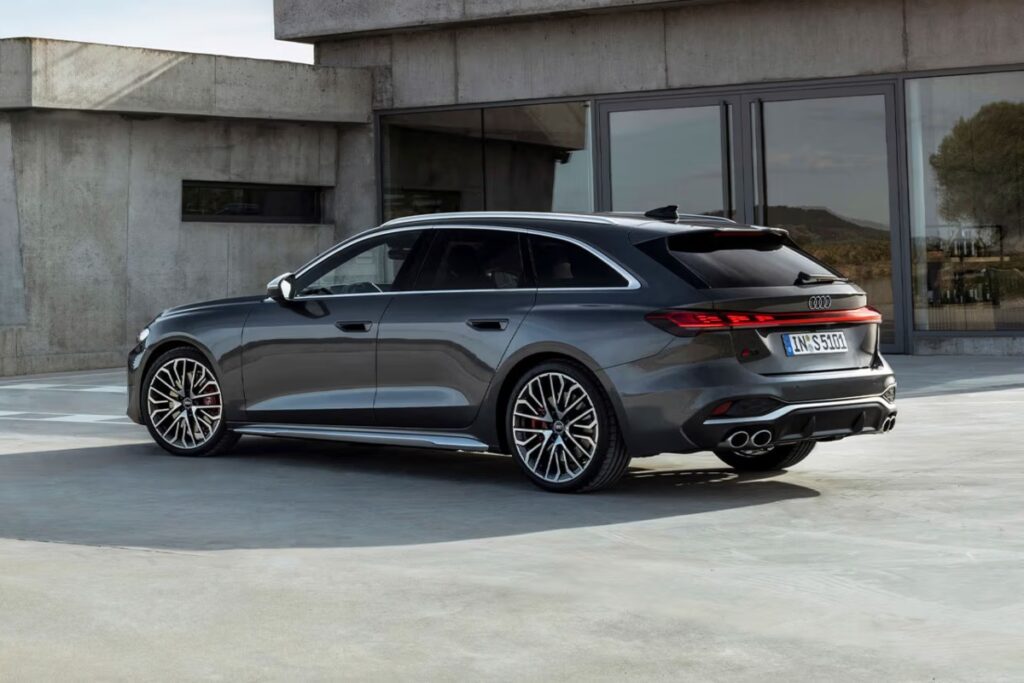 Audi renews its A5 line with an advanced design and technological innovations / Photo via Audi