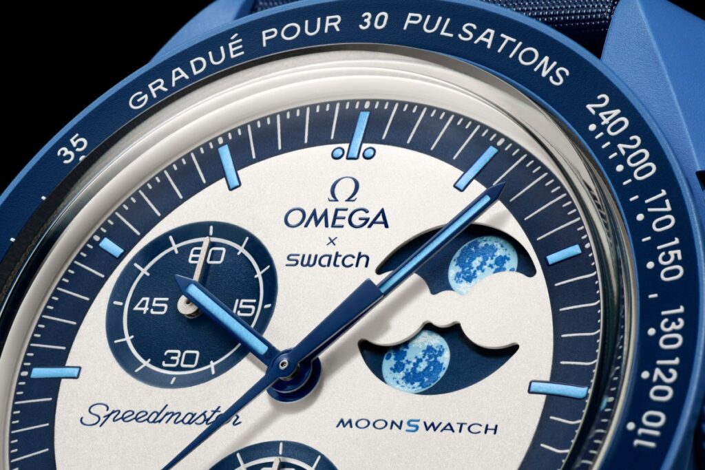 Mission to the Super Blue Moonphase / Photo via Omega x Swatch