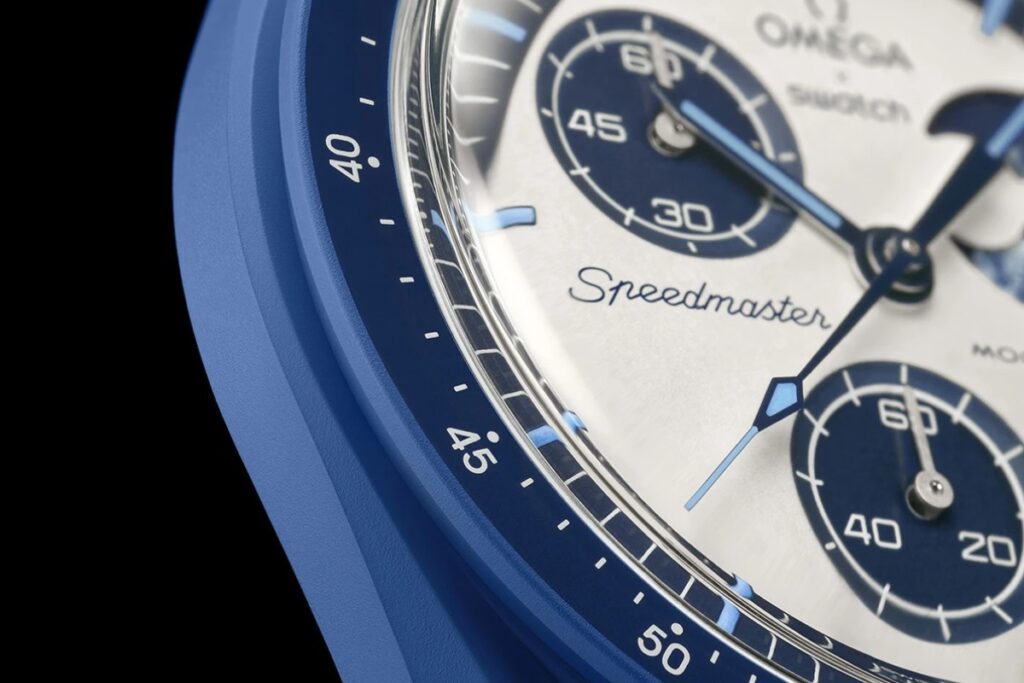 Mission to the Super Blue Moonphase / Photo via Omega x Swatch