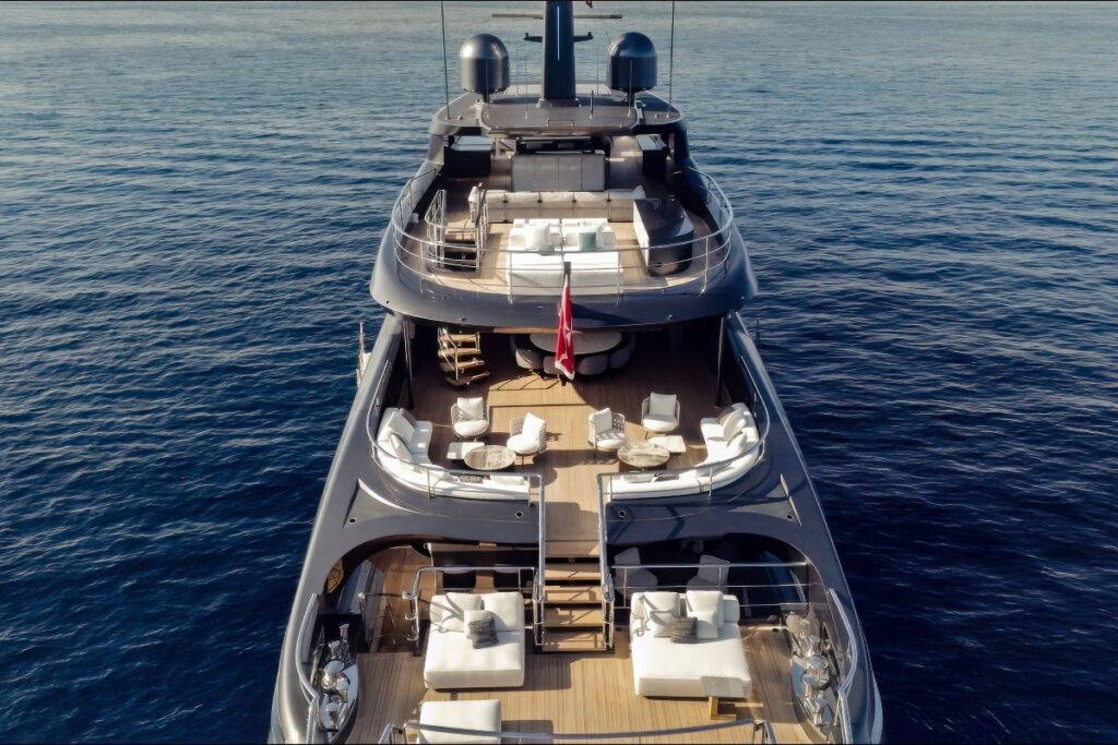 Bel1 yacht / Photo via Rossinavi