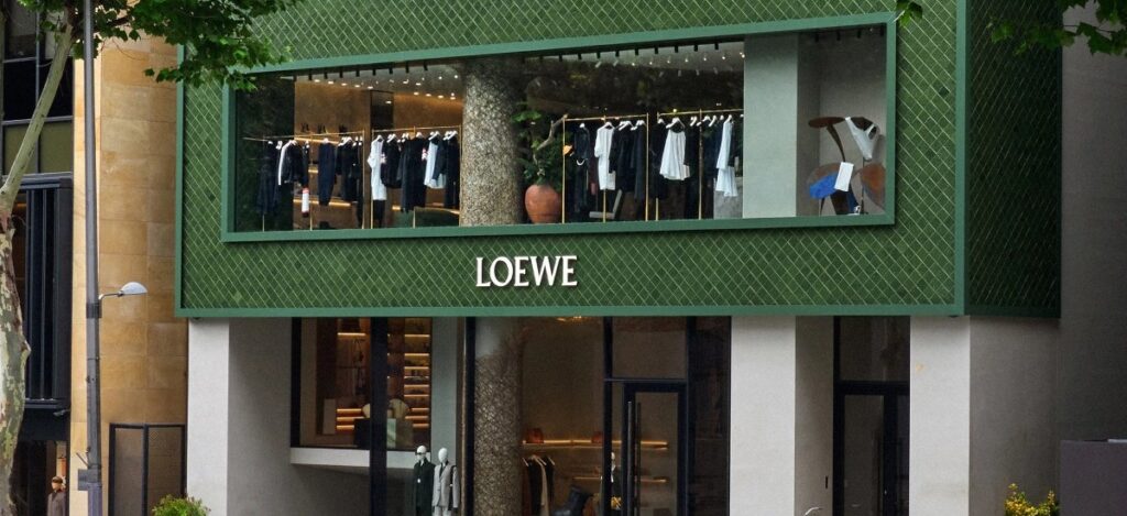 Loewe opens store in Seoul / Photo via Loewe