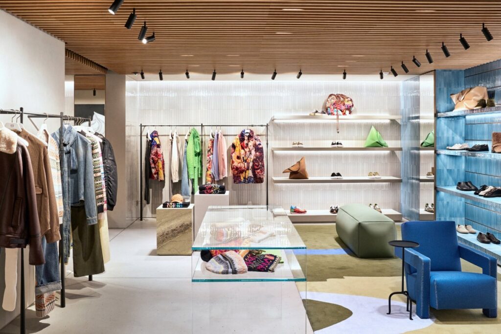 Loewe opens store in Seoul / Photo via Loewe