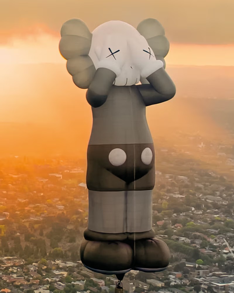 KAWS announces the next stop in the ‘HOLIDAY’ Tour / Photo via Kaws