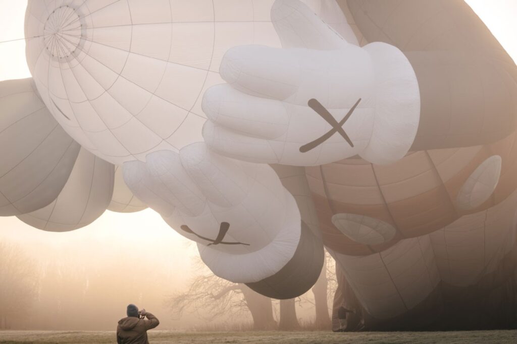 KAWS announces the next stop in the ‘HOLIDAY’ Tour / Photo via Kaws