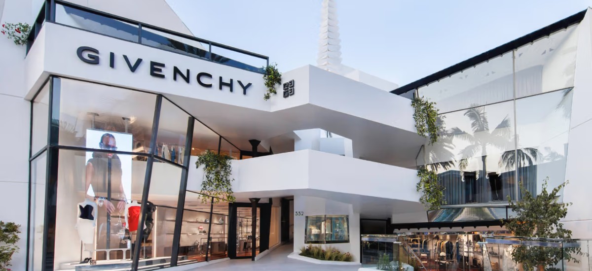 Givenchy inaugura flagship en icónico edificio de Frank Lloyd Wright en Los Ángeles / Photo via Givenchy