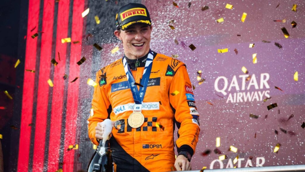 Oscar Piastri wins Azerbaijan GP after showdown with Leclerc / Photo via F1