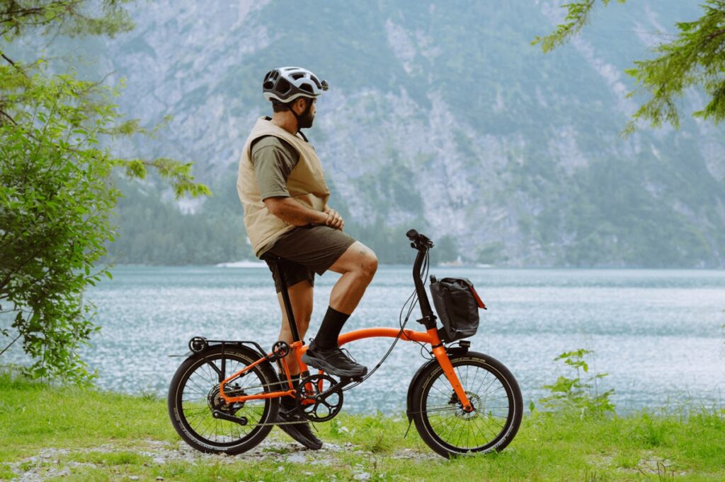 Brompton lanza la innovadora bicicleta plegable G Line de 20 pulgadas / Photo via Brompton