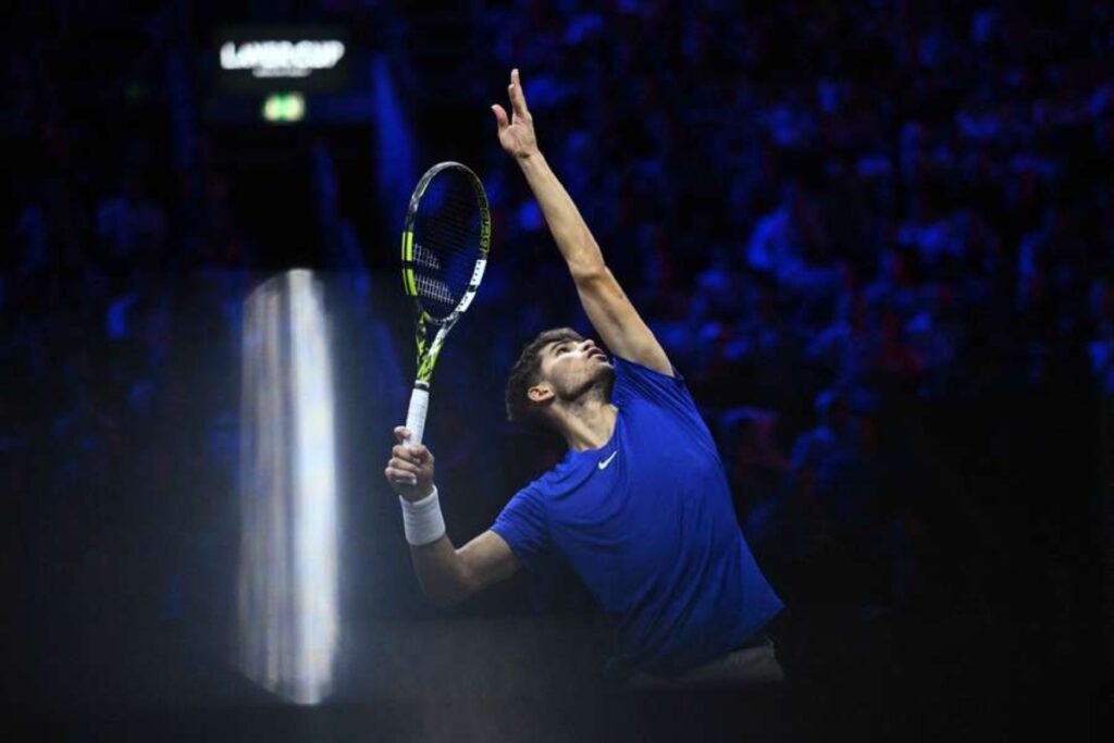 Carlos Alcaraz vs Ben Shelton / Photo via Laver Cup