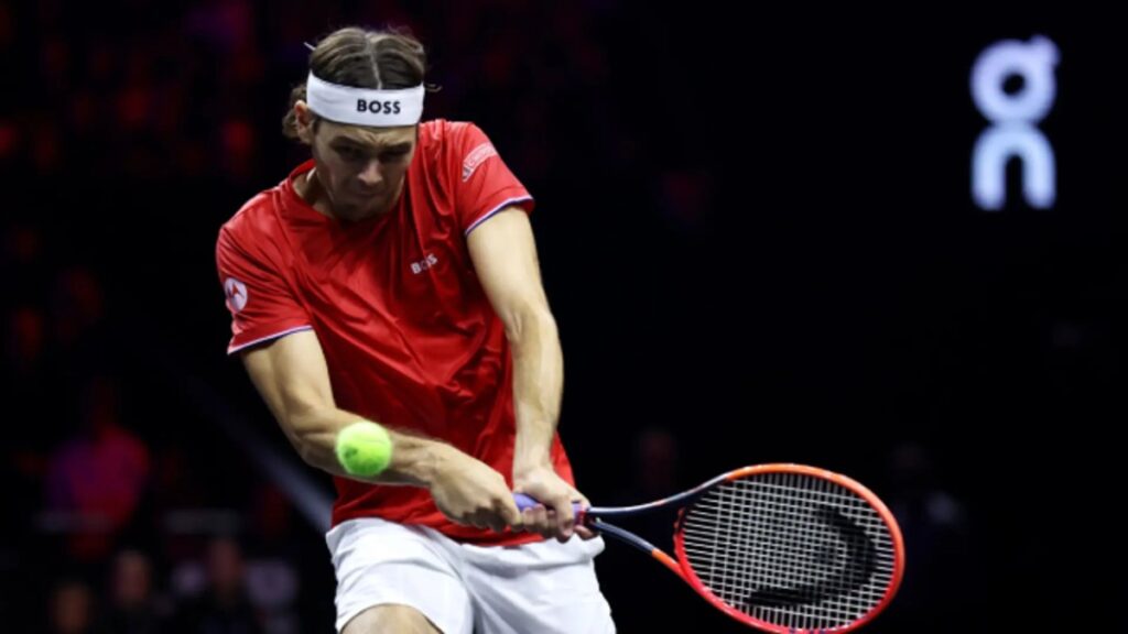 Taylor Fritz extends his streak against Zverev and leads Team World in the Laver Cup / Photo via Laver Cup