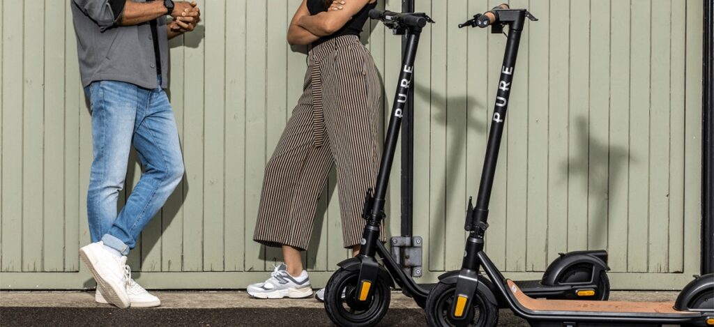 Pure Electric lanza su nuevo e-scooter Air4 Pro / Photo via Pure Electric