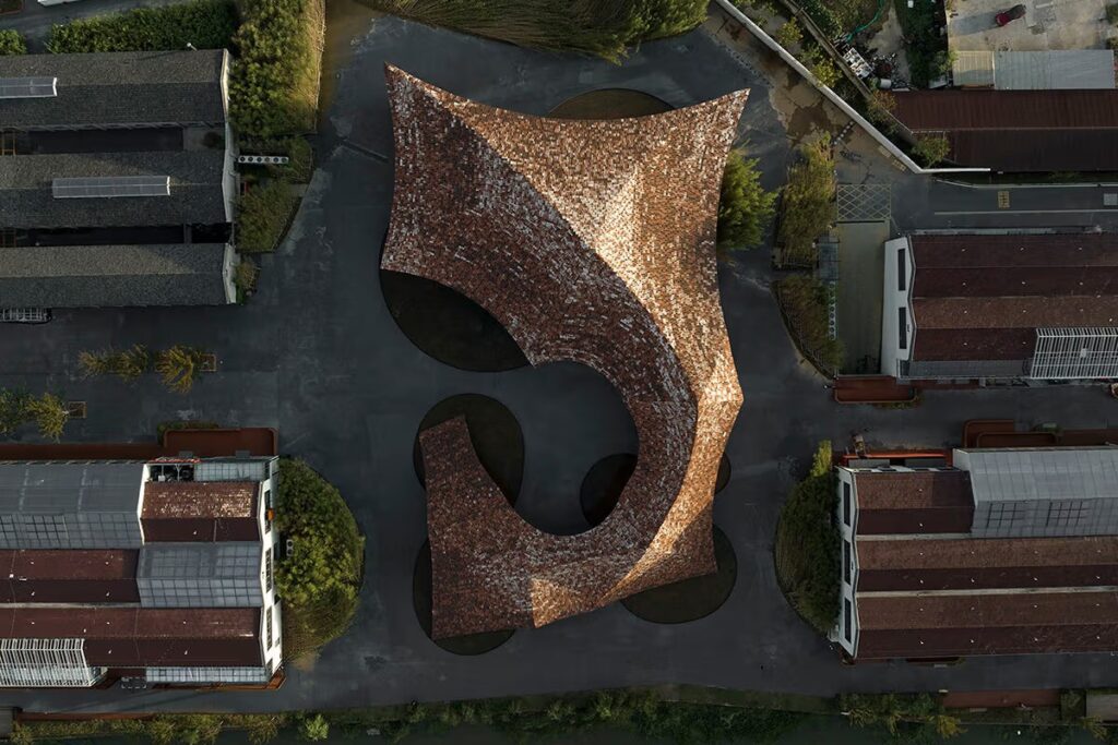 Kengo Kuma transforma el patrimonio cerámico de Yixing con el Museo de Cerámica UCCA / Photo via Kengo Kuma