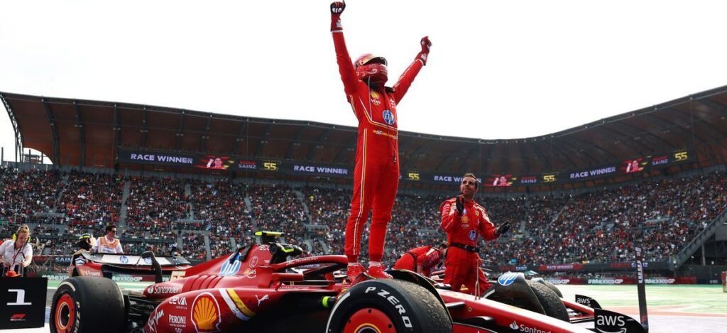 Carlos Sainz Secures an Impressive Victory at the Mexican Grand Prix / Photo via F1