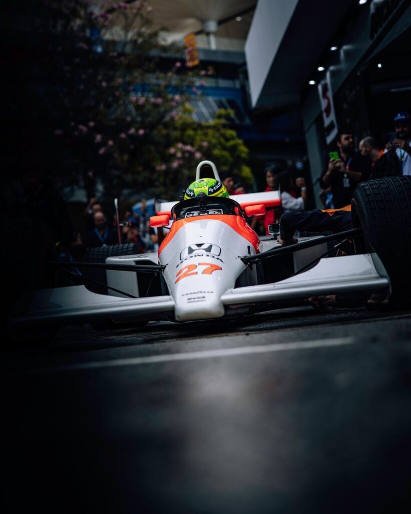 Lewis Hamilton’s tribute to Ayrton Senna in Interlagos: “the greatest honour of my career” / Photo via F1