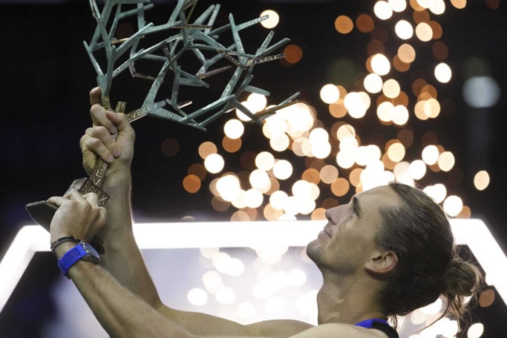 Alexander Zverev wins Rolex Paris Masters / Photo via courtesy