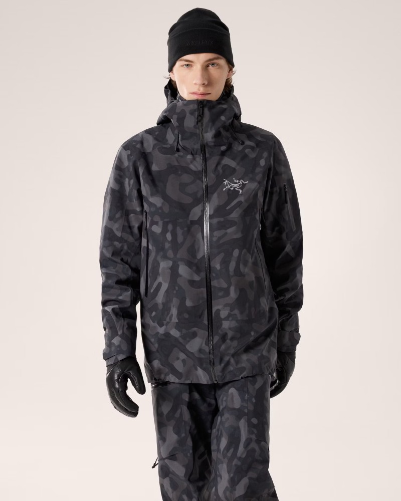 Grottoflage FW24 collection / Photo via Arc'teryx