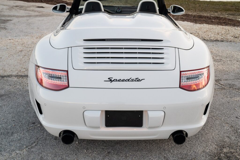 Porsche 911 Speedster 2011 / Photo via Porsche