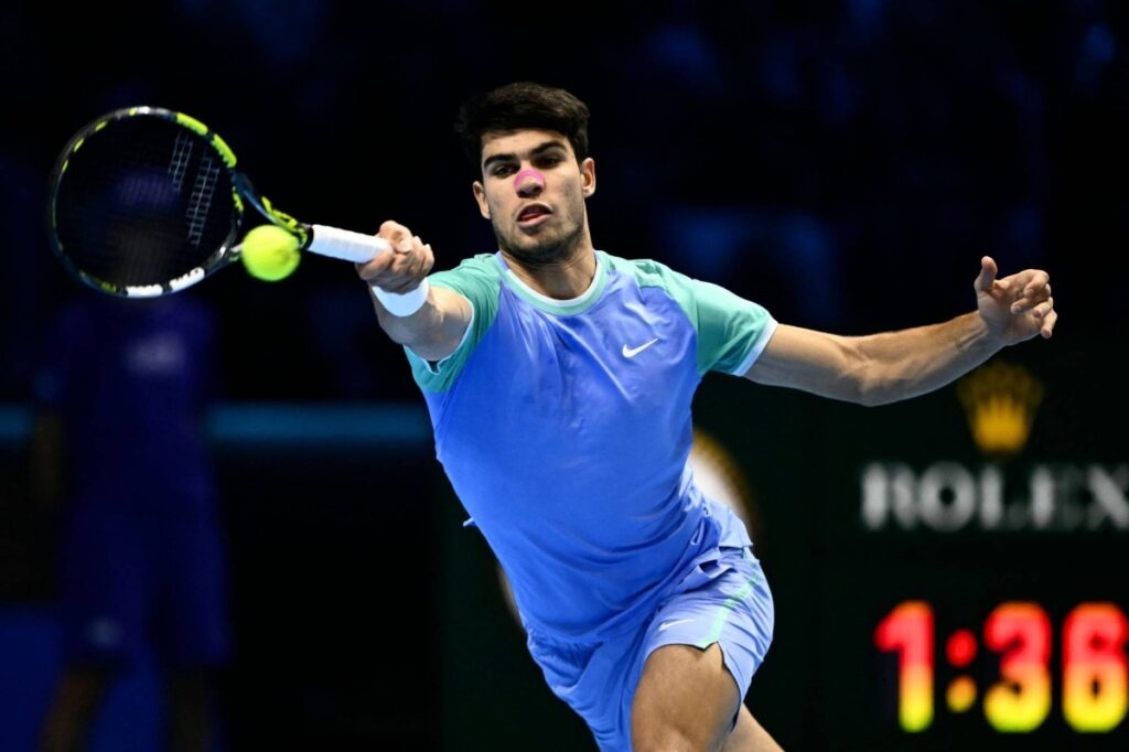 Carlos Alcaraz: a resilient comeback keeps semifinal hopes alive at ATP Finals / Photo via ATP