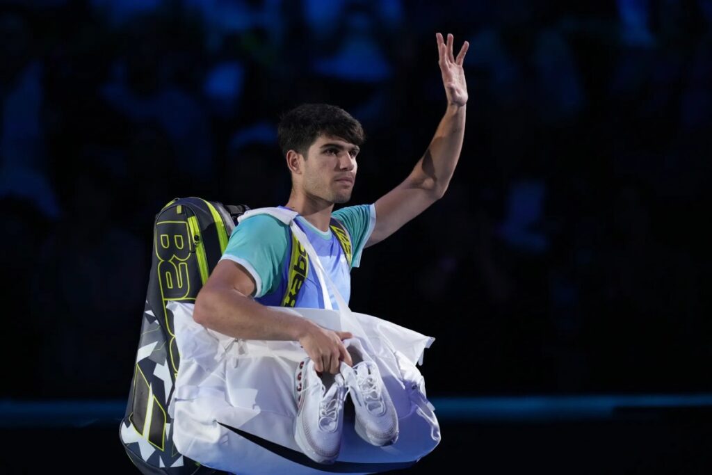 Carlos Alcaraz: a resilient comeback keeps semifinal hopes alive at ATP Finals / Photo via ATP