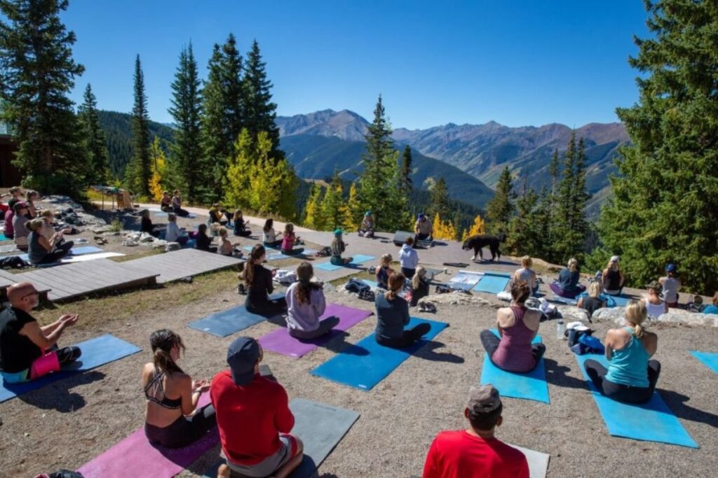 Gear up for winter in Aspen: fitness, wellness, and outdoor adventures / Photo via courtesy