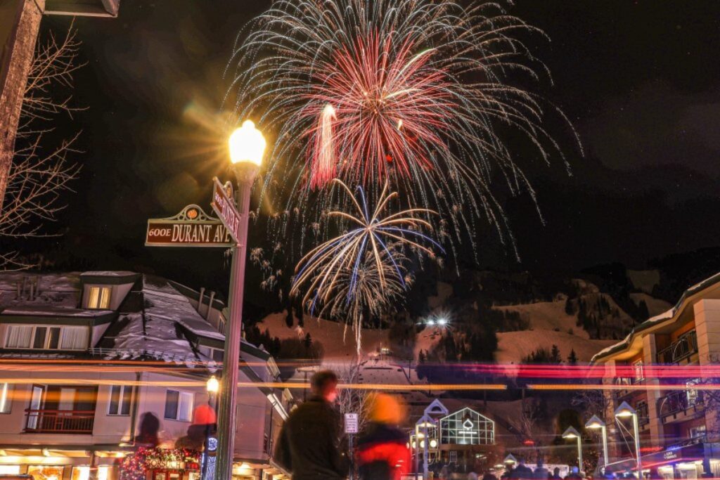 Wintersköl 2024: a celebration of art, community, and winter fun in Aspen / Photo via Winterskol
