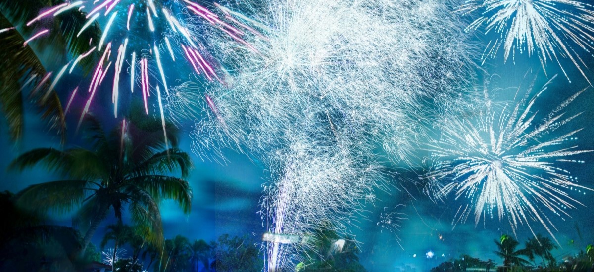 Get ready to know the best locations to celebrate the New Year and view the fireworks in Miami / Photo Hector Falcon/Unsplash