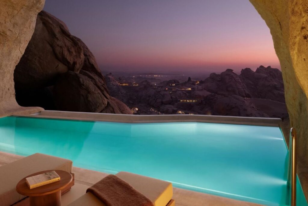 Desert_Rock_ retreat for billionaires_