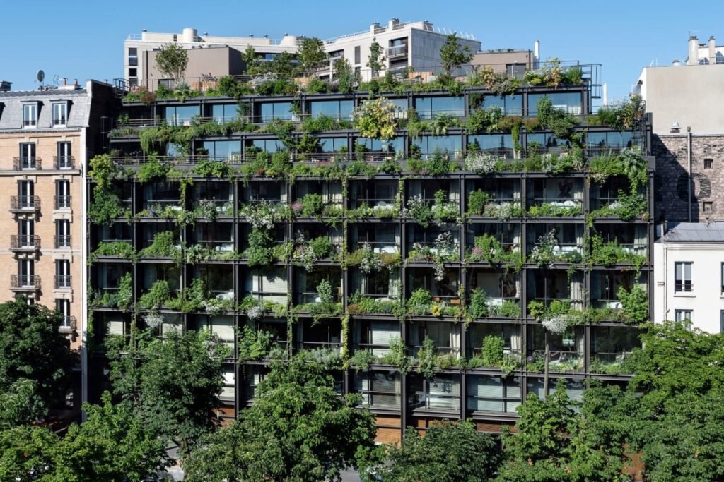 Philippe Starck was inspired by nature for this hotel / Photo via Hotel Villa M París