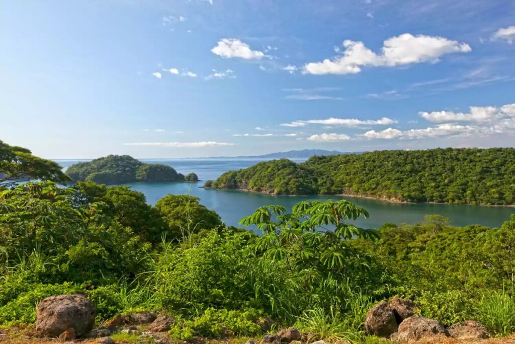 Peninsula Papagayo, Costa Rica / Photo via Terraxplorer