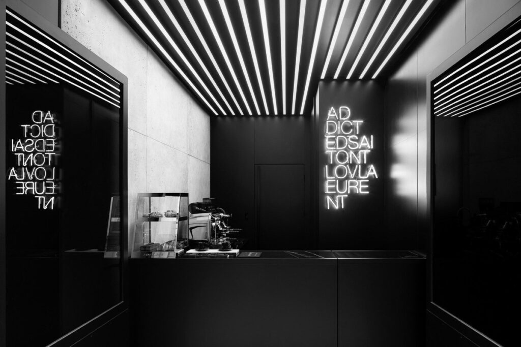 Saint Laurent Café in Paris / Photo via Saint Laurent