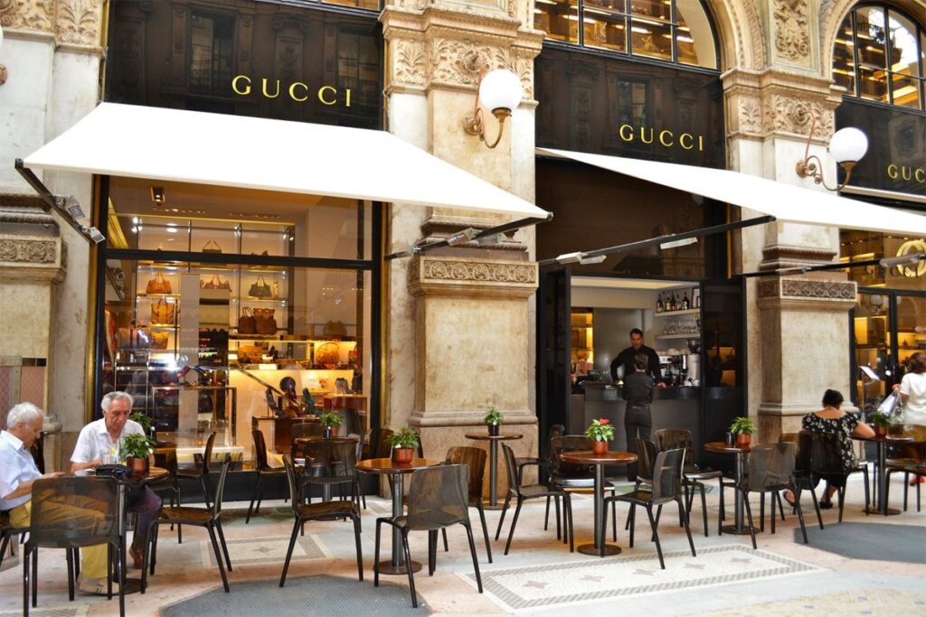 Gucci Café , one of the favorites luxury coffees / Photo via oddviser.com