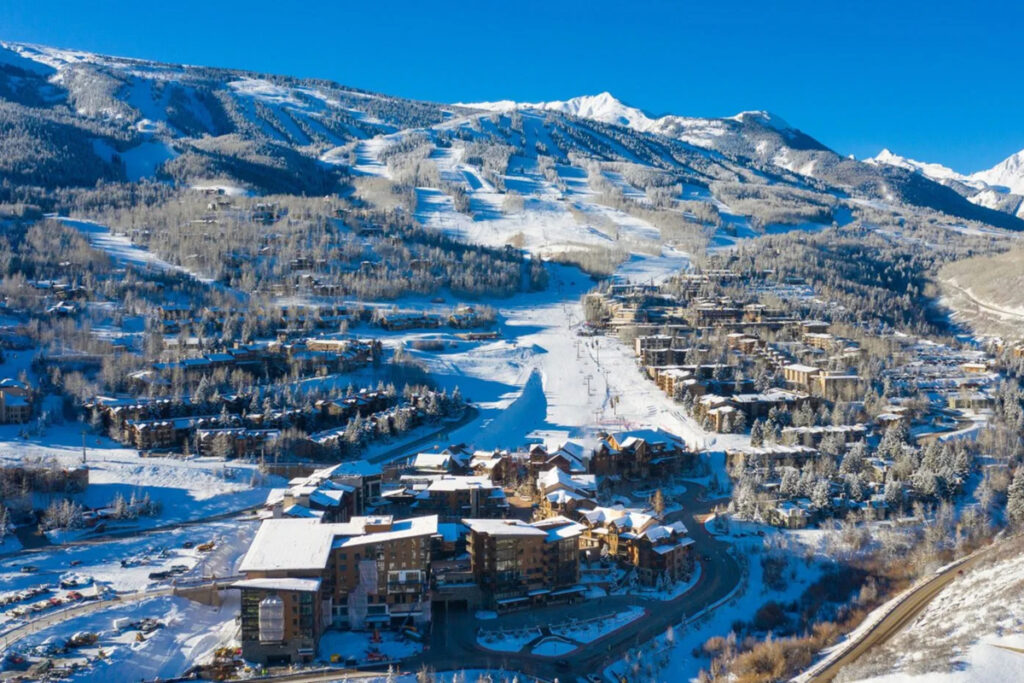 Aspen AJAX Ski Resort / Photo via AspenChamber